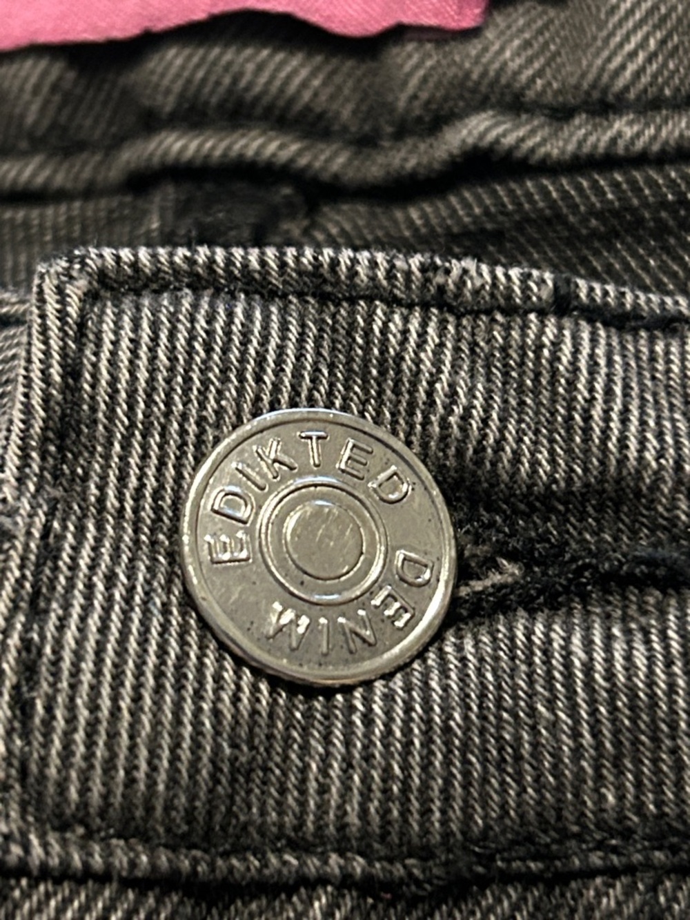 Edikted Wide-Leg Jeans in Dark Gray - Picture 8 of 12